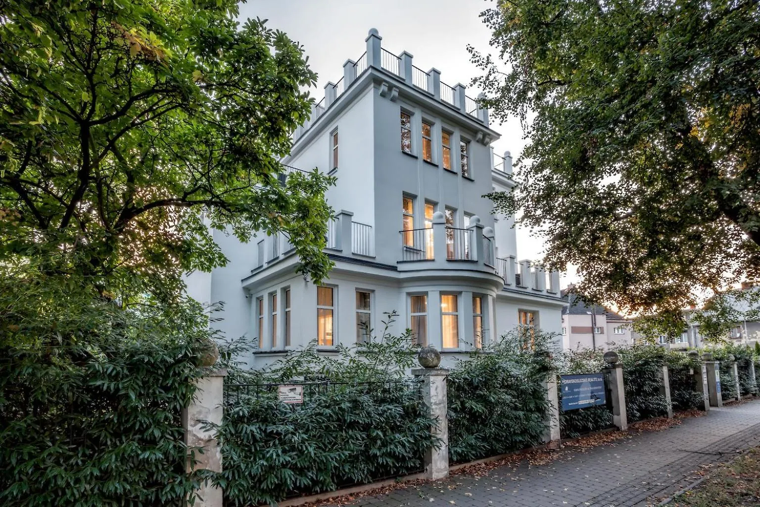 Apartments Villa Whitehouse Ostrava
