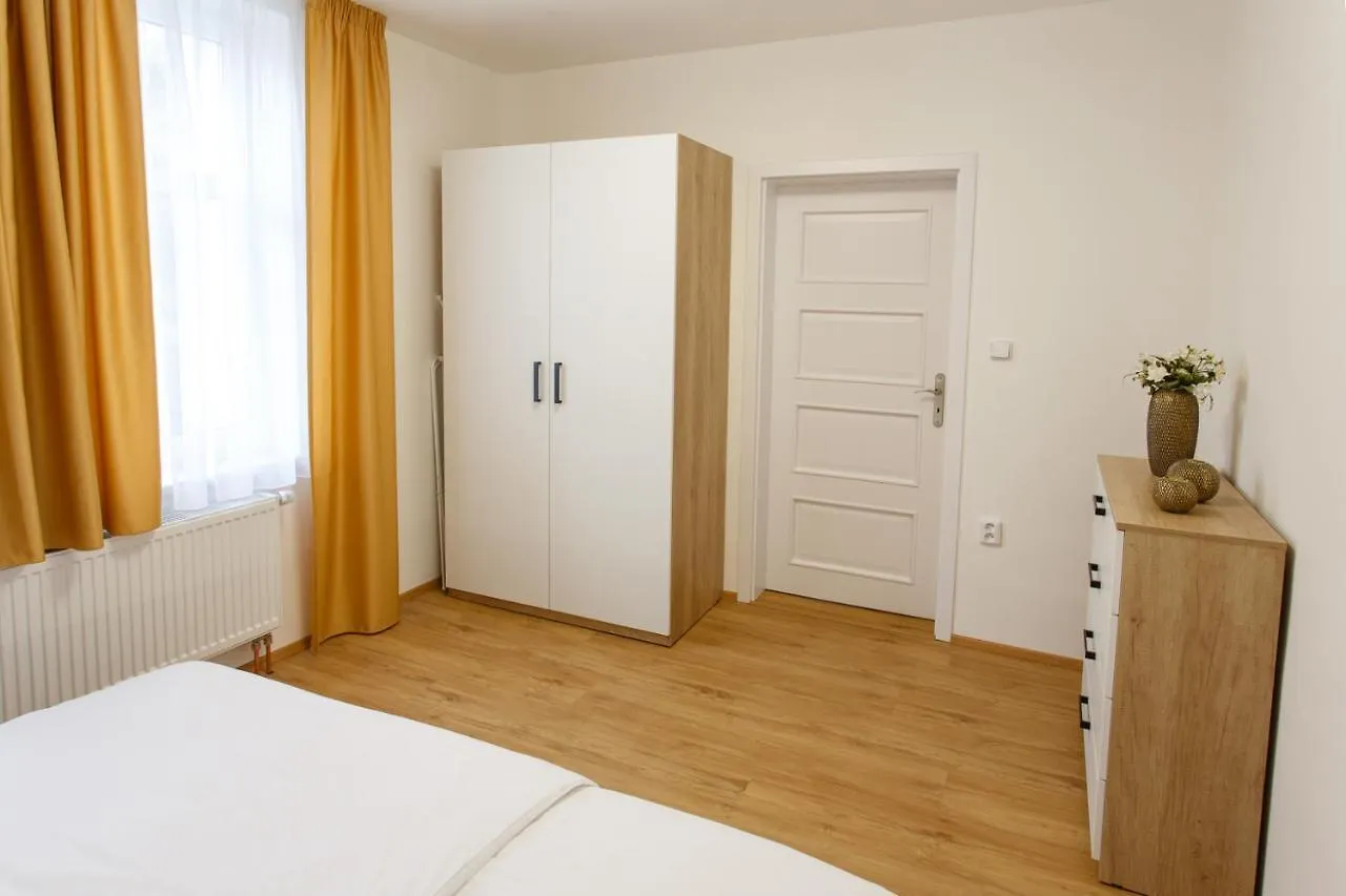 Apartments Villa Whitehouse Ostrava 0*,  Csehország