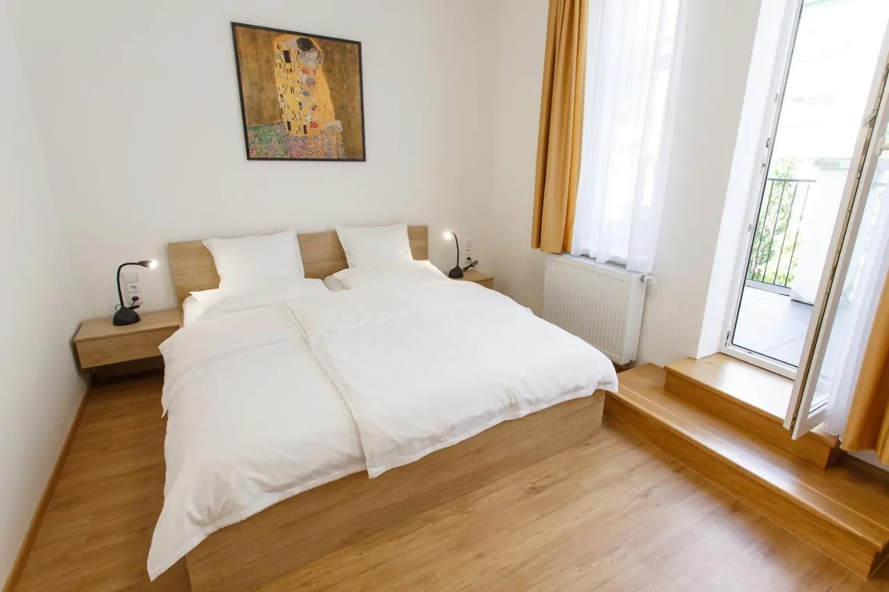 Apartments Villa Whitehouse Ostrava