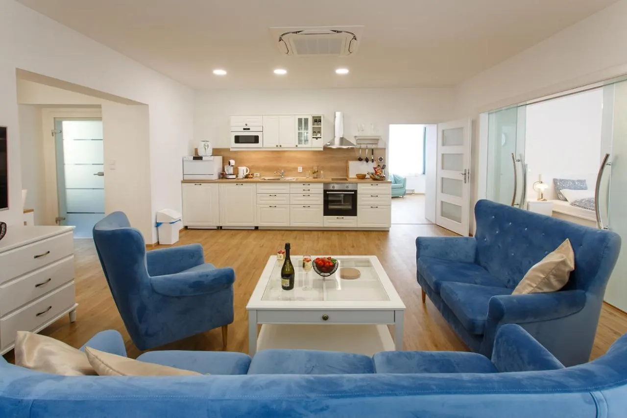 Apartments Villa Whitehouse Ostrava Csehország